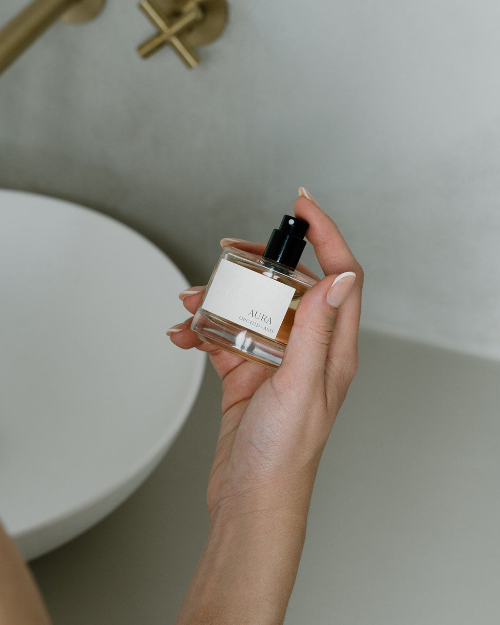 AURA Perfume